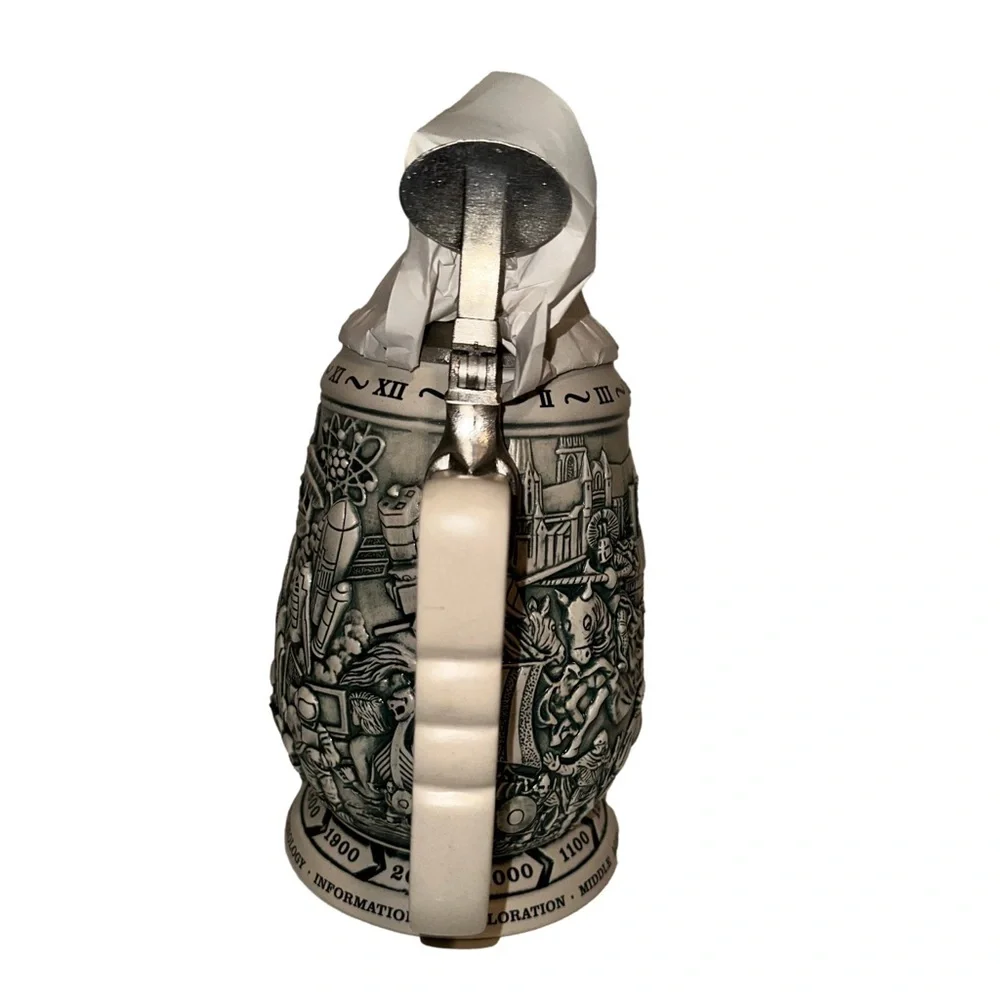 Avon Vintage Millennium 1000 Years of History Collectible Stein